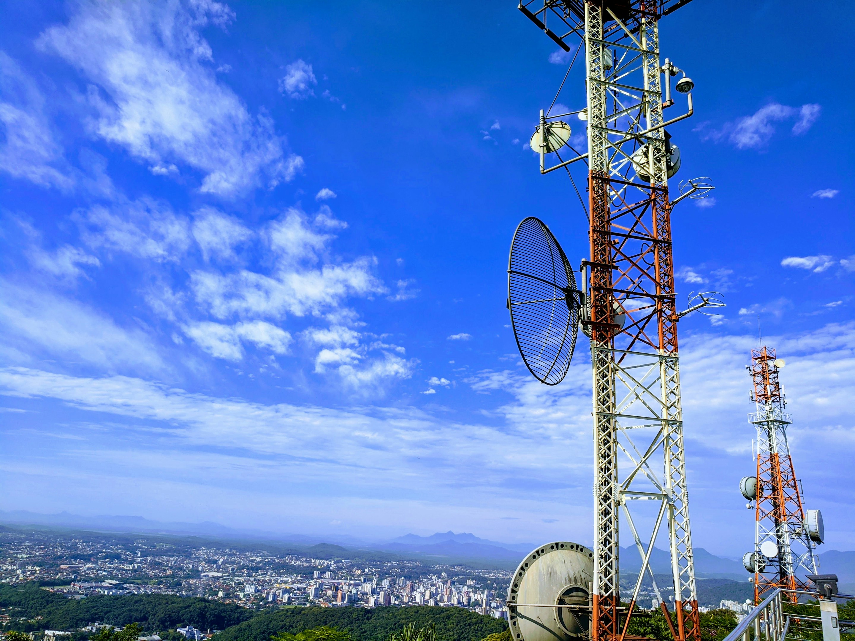 Satellite IoT & Connectivity Solutions